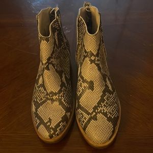 Dolce Vita Tavin snakeskin print bootie